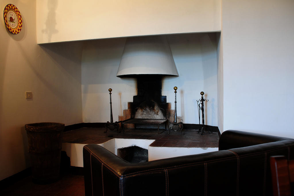 Agriturismo Castello Saltemnano Buonconvento Værelse billede