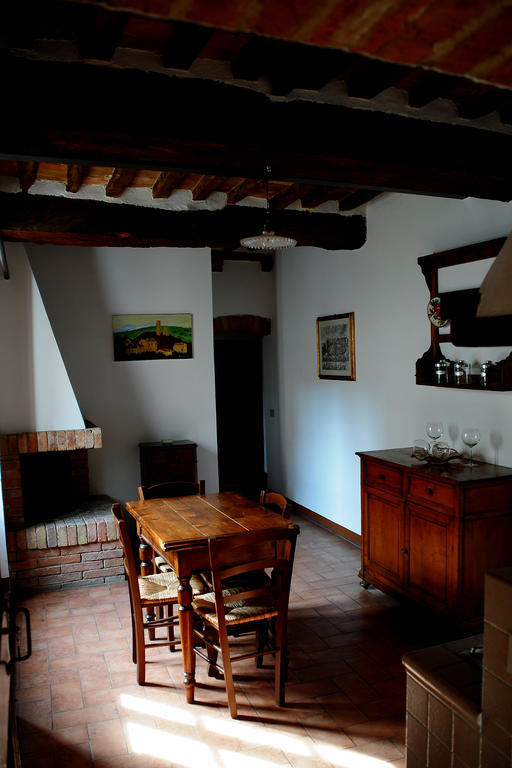 Agriturismo Castello Saltemnano Buonconvento Værelse billede