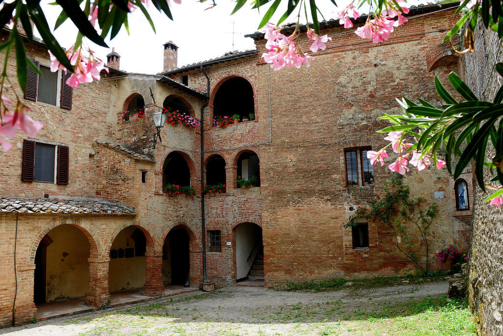 Agriturismo Castello Saltemnano Buonconvento Eksteriør billede